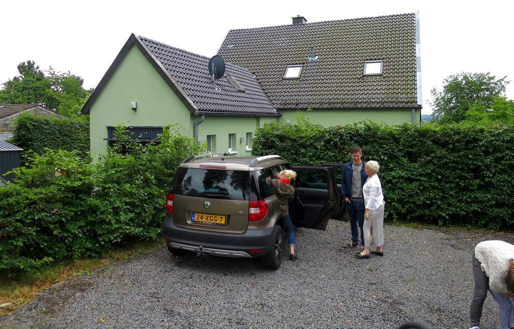 Het Groene Huis Monschau Bagian luar foto